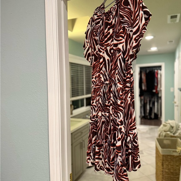 Anthropologie tiered Robin Mini dress Size M worn once Perfect Condition - Picture 5 of 6